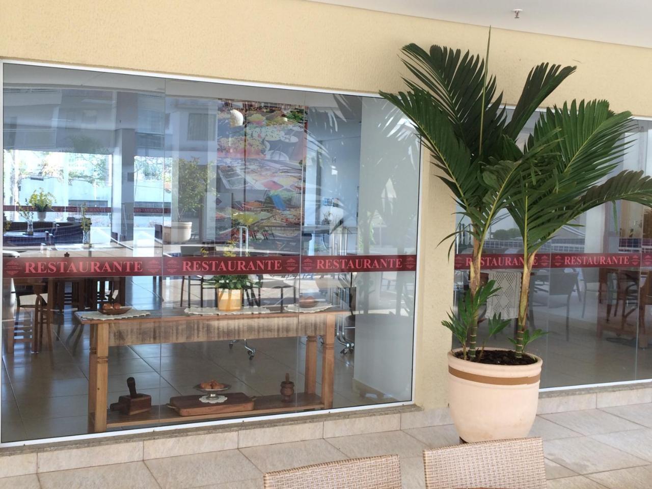 Residencial Casa Da Madeira Lejlighed Caldas Novas Eksteriør billede